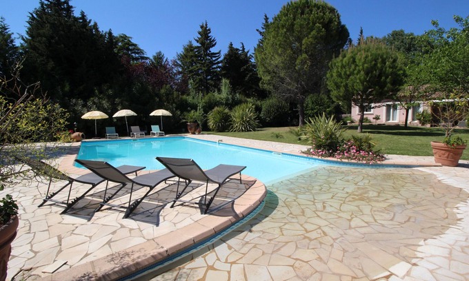 Saint-Etienne-du-Gres House | Near St-Rémy-de-Provence, holiday villa with nice pool. Dog welcome