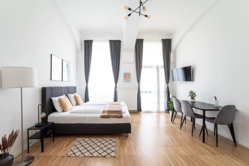 Weißgerber Apartment | Neat Studio Steps to Center by HM