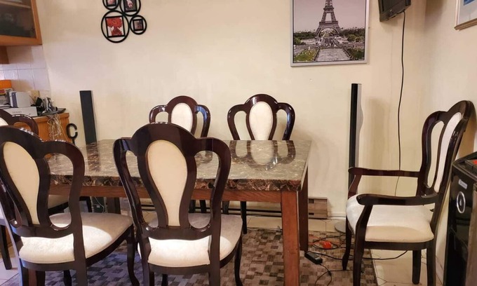 LaSalle House | Neatly Furnished Duplex