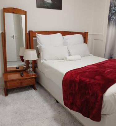 Parklands House | Neats Accommodations
