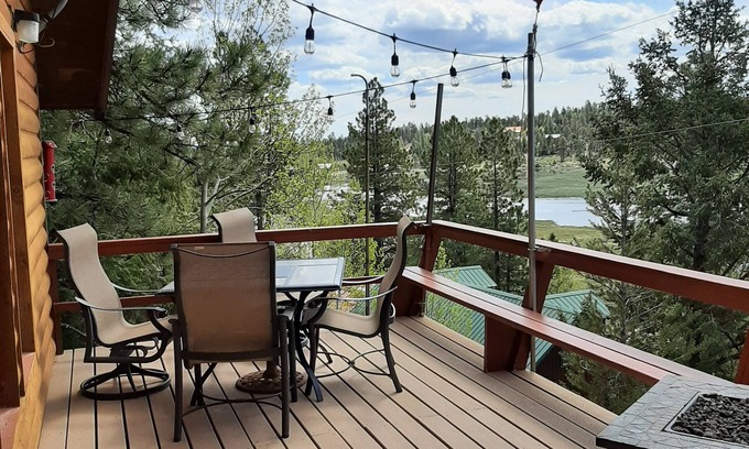 Meadow View Heights Cabin | Need an Altitude Adjustment?! Stay at our cabin with a view of Meadow & Village