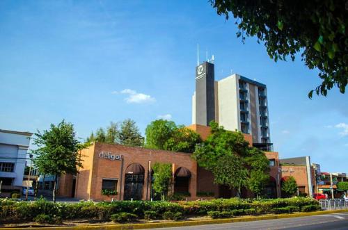 Leon Hotel | NEhotel Nueva Estancia