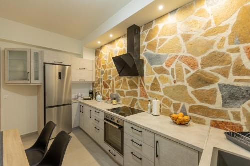 Gefira Mpania Apartment | Nelly's Modern House