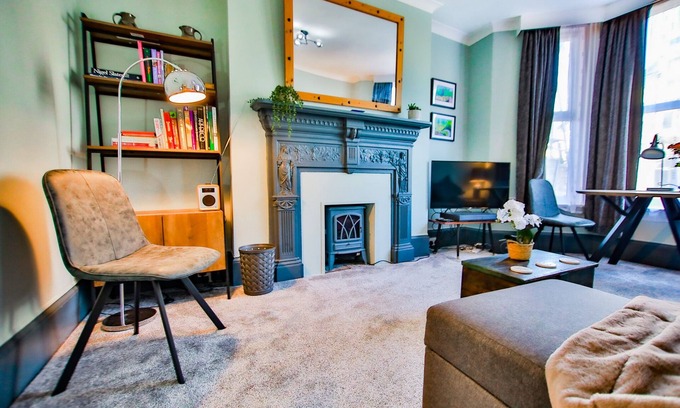 Hastings Apartment | Nelsons Quarters