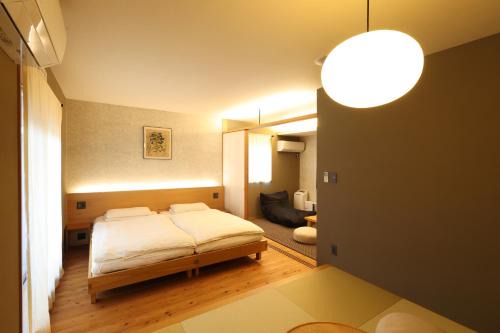 Kanazawa Hotel | Neon Hotel - Luxury Sleep Retreat -