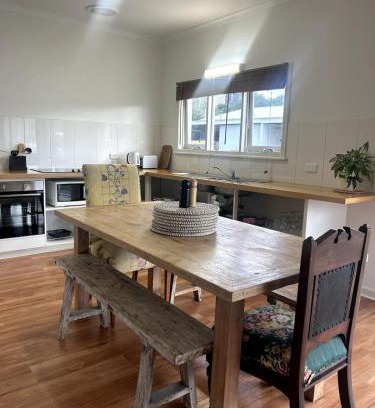 Port Campbell House | Neptunes Guest House