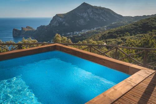 Massa Lubrense Apartment | Neranya Resort - Monticchio Suite by Feeling Italy