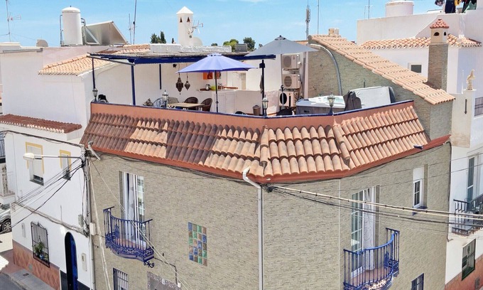 Nerja Ski Chalet | Nerja Centro