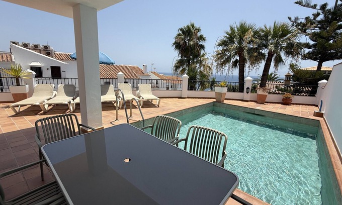 Chimenea Villa | Nerja Paradise Rentals - Villa El Paraiso