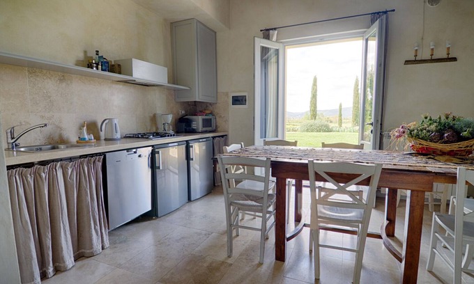 Sovicille Apartment | Nero 3 bedroom 2 bathroom semi detached apartment
