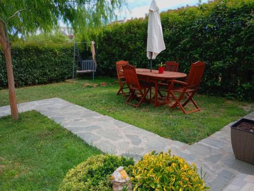 Apalos Apartment | Nest in Garden