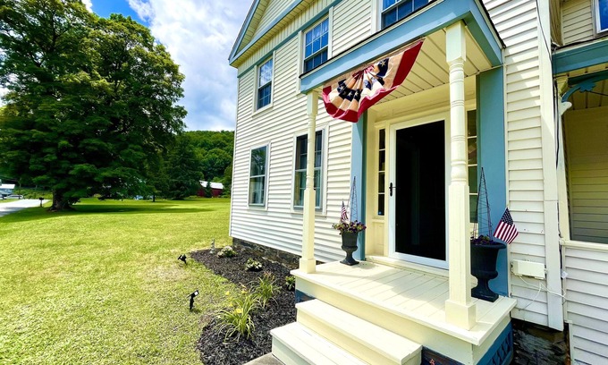 Susquehanna Other | Nestled in the countryside just 2 miles from the W. Branch of the Delaware River
