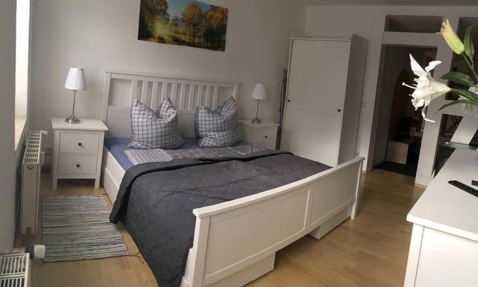 Nordliche Muhlenvorstadt Apartment | Nette Wohnung gute Austattung Parkplatz Terrasse