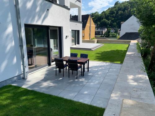 Traben-Trarbach Apartment | NEU Mont Royal Suiten 2 bis 4 Personen