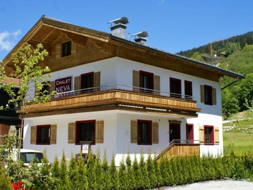 Saalbach-Hinterglemm Ski Chalet | Neva S Saalbach