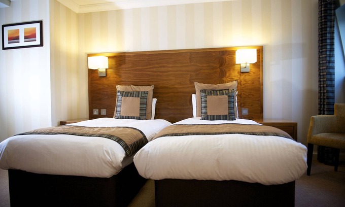 Fort William Hotel | Nevis Bank Inn