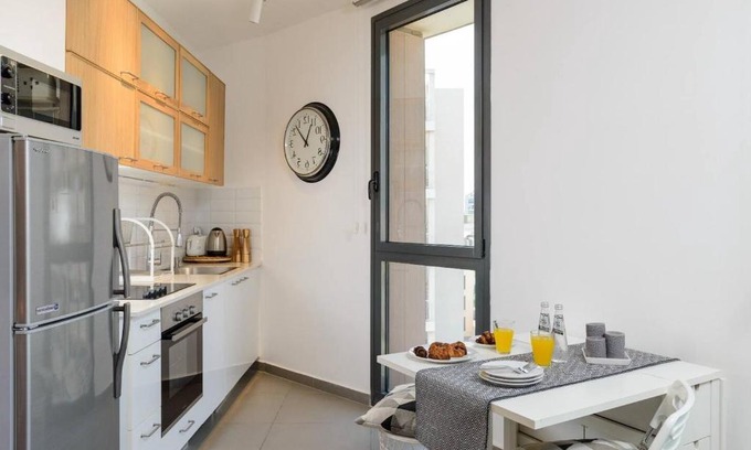 Jaffa Apartment | NEW 1BR Florentine nice city view with balcony