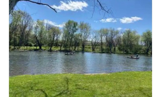 Elizabethton Cabin | New! 1BR on Watauga River near Watauga Lake