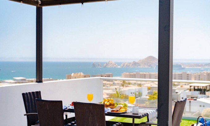 El Tezal Apartment | New! 2 BR Condo in El Tezal with Private Roof Top!