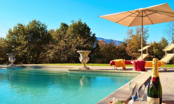 Castelnuovo di Garfagnana Villa | NEW 2023! Monteperpoli, stunning villa, private pool, walk to restaurant