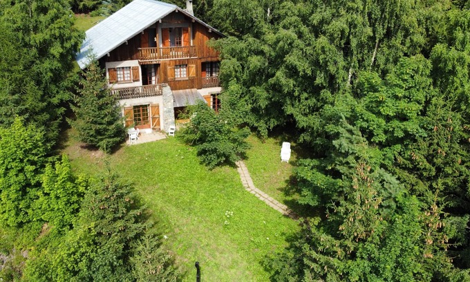 Villard-Reculas Ski Chalet | NEW 2025 Mountain chalet combining authentic charm and modern comfort!