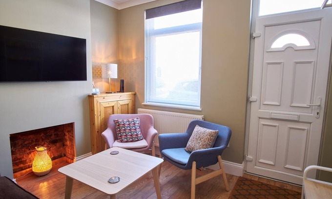 Loughborough House | NEW 2BD Victorian Terraced House Loughborough