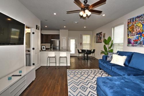 West San Antonio Apartment | New 3 Bedroom Vacation Home Lackland/Sea World/La Cantera