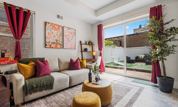 West Side House | NEW! 3BR/2.5 Bath/15min-NYC/5min-PATH Train, Yard, Gameroom, Parking- SLEEPS 12