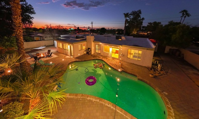 La Paz At Desert Springs House | NEW! 4 bd with 2 masters, private pool in the heart of Scottsdale!