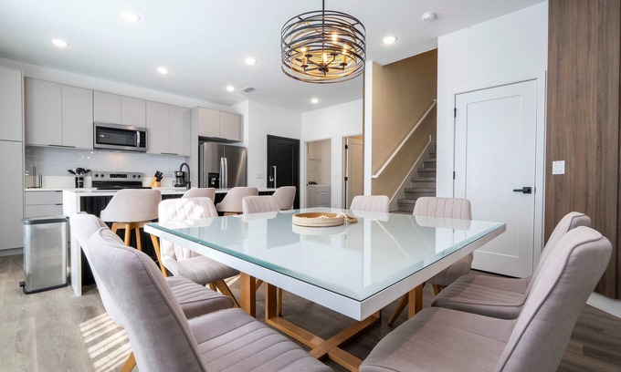 West Kissimmee Villa | New 4BR Villa Themed Beds Magic
