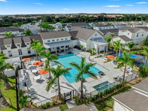 Port Saint Lucie House | New 5 Star with Pool Mins to Tradition Hospital HCA Hospital