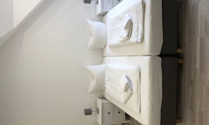 Bad Homburg v.d. Hoehe Apartment | New apartment for 5 people