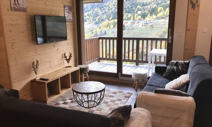Saint-Francois-Longchamp Apartment | New apartment Ski in ski out 8 people