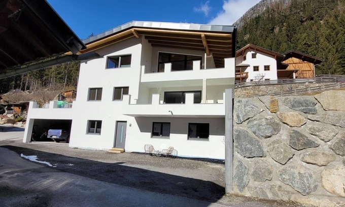 Sankt Leonhard im Pitztal Apartment | New apartment in the beautiful Pitztal