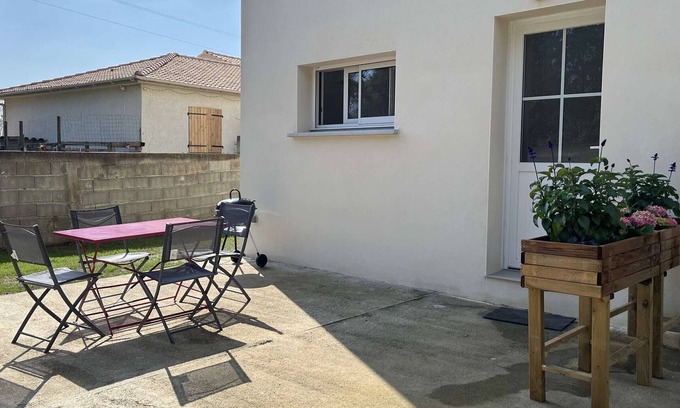 Santa-Maria-Poggio Apartment | New apartment with terrace in Santa Maria Poggio