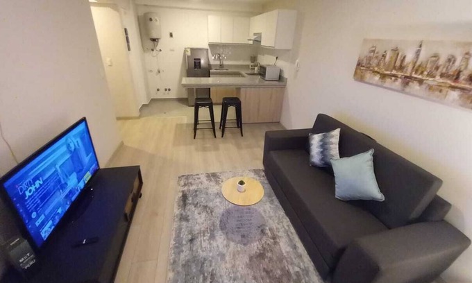 La Victoria Apartment | New Apartment! Great Location in Building "MET"