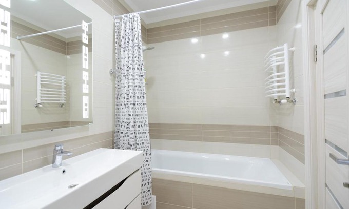 Lychakivskyi District Apartment | NEW Apartment on Zhasmynova Street 5b