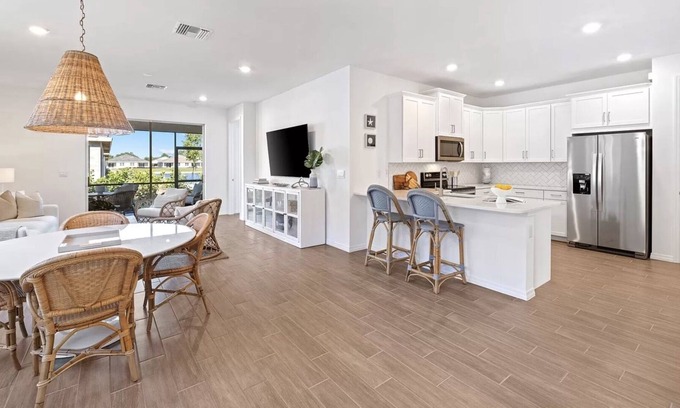 Naples Villa | NEW Attached Villa Home w/ resort amenities