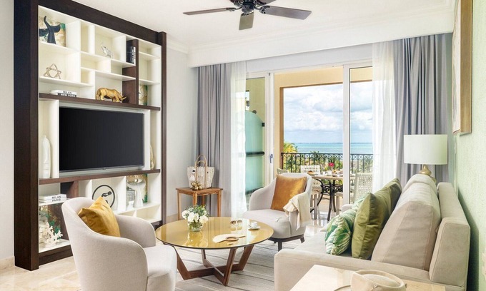 Playa Mujeres Apartment | NEW! Beautiful 2BD Beach Getaway!