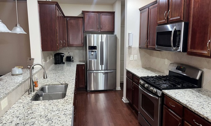 Morrisville House | NEW! Beautiful Spacious Cozy 4bd 2.5br