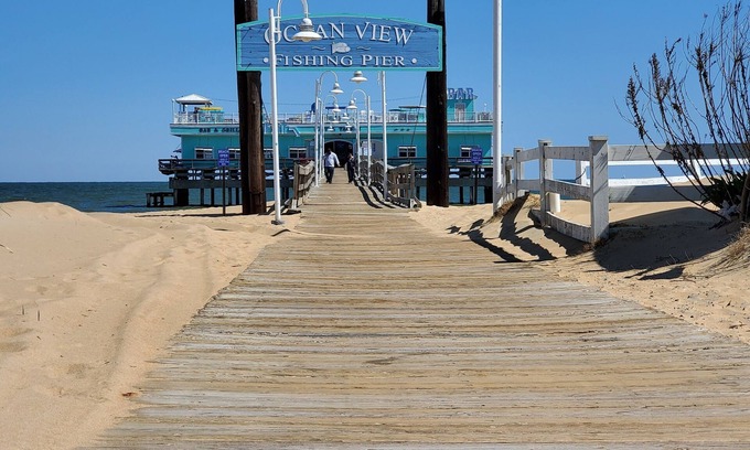 Norfolk House | NEW Beauty! This spacious get away is close to beach and base!