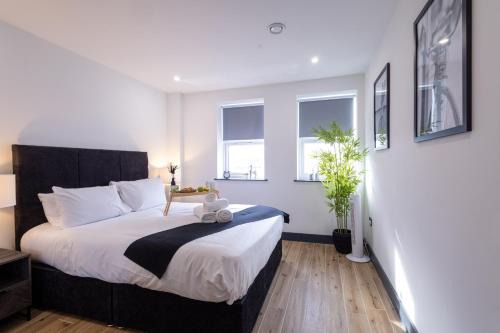 Borehamwood Apartment | New Borehamwood Central 1B 1B