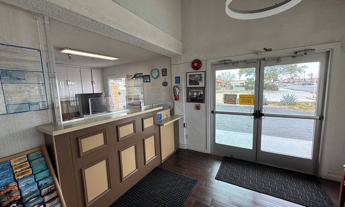 Victorville Hotel | New Budget Inn