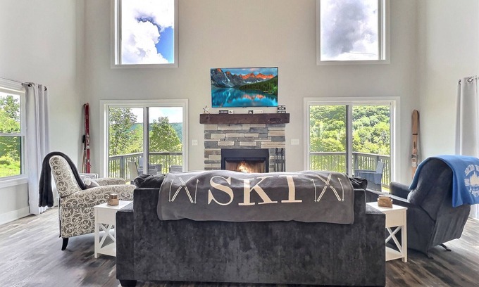 Ellicottville Ski Chalet | New Build Ellicottville Ski Chalet Sleeps 8