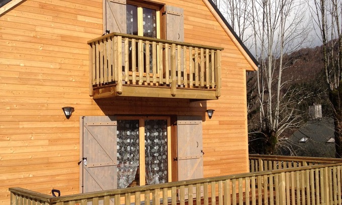 Mont-Dore Ski Chalet | New chalet in 2013, comfortable, wifi, walk-accessibility