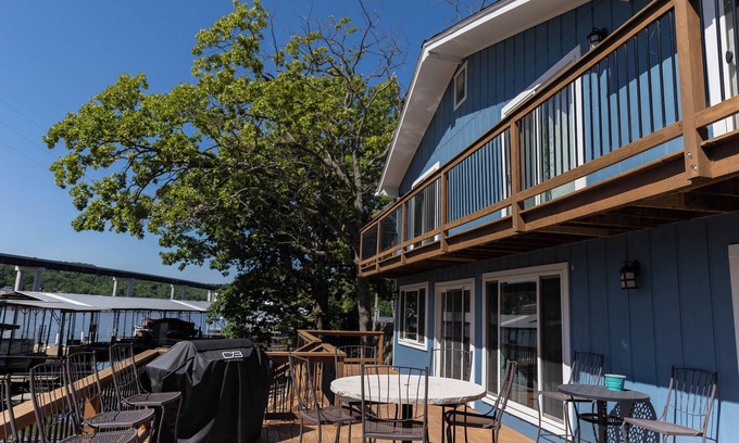 Lake of the Ozarks House | NEW! Charming 4-bedroom family-friendly lakefront house in Sunrise Beach!