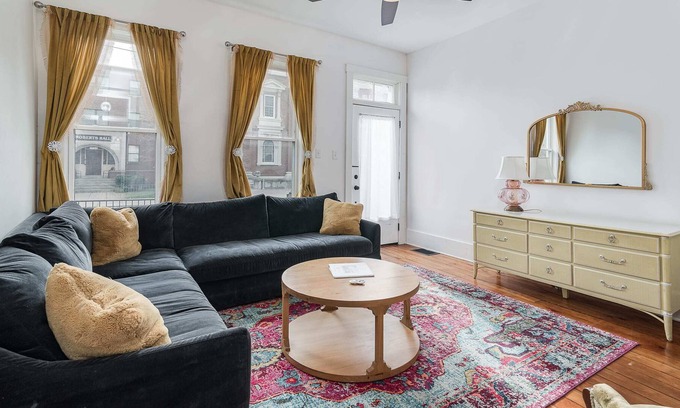 Schnitzelburg House | New! Charming home in Germantown - walk to fun!