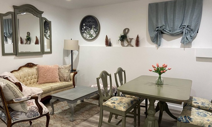 San Carlos House | NEW! Charming San Carlos 2BR Remodeled
