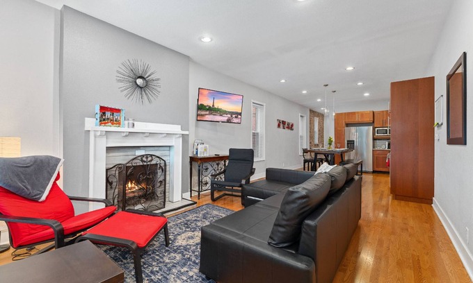 Five Points House | New Classic Comfortable Rino Escape. Pets Welcome