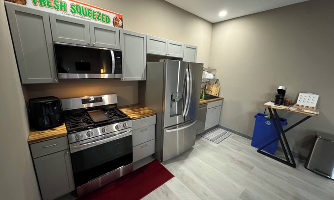 Nashville Apartment | New Construction! 1 Mile from Downtown Nashville, Woodsy Tranquility